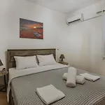 σπιτι στην παλια πολη Fotis 아파트 레팀노