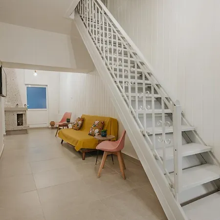 σπιτι στην παλια πολη Fotis *